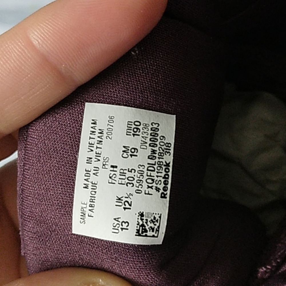 Brand new RBK Classics - Picture 5 of 6